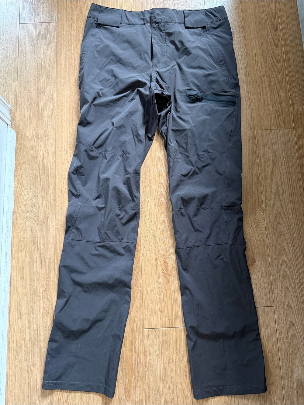 lululemon athletica Men's Cargo Pants - Charcoal - size 34 - never worn